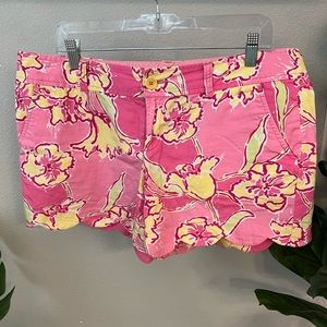 Bright floral scalloped Lilly Pulitzer shorts